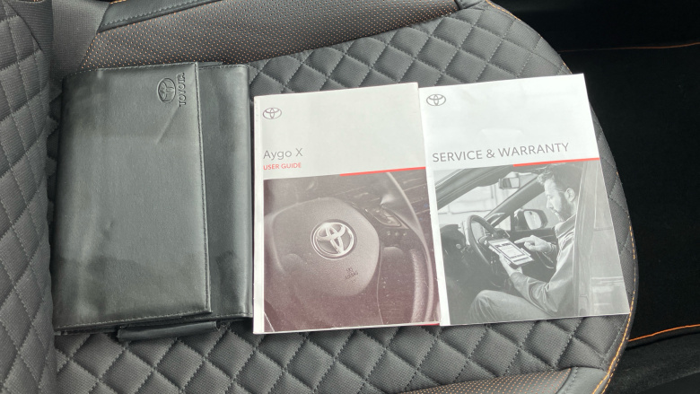 Toyota Aygo 1.0 VVT-i X-Clusiv 5dr Petrol Hatchback